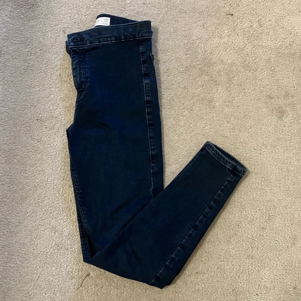 Top shop petite dark jeans, 26.
